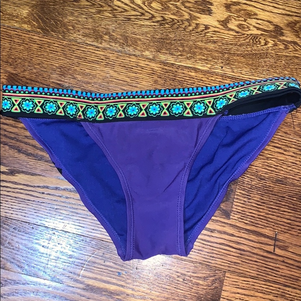 Bikini bottoms